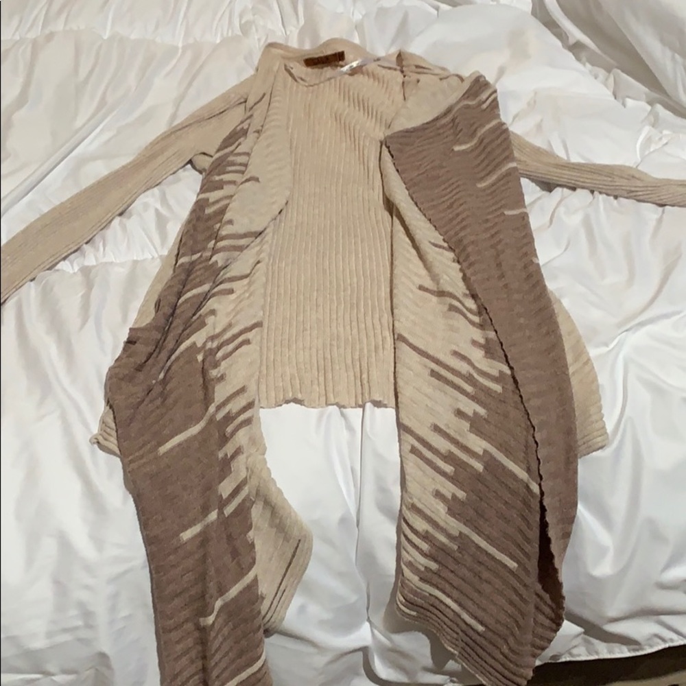 Tan long sleeve cardigan